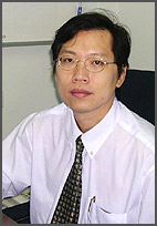 Assistant Professor Weerapong Phumratanaprapin